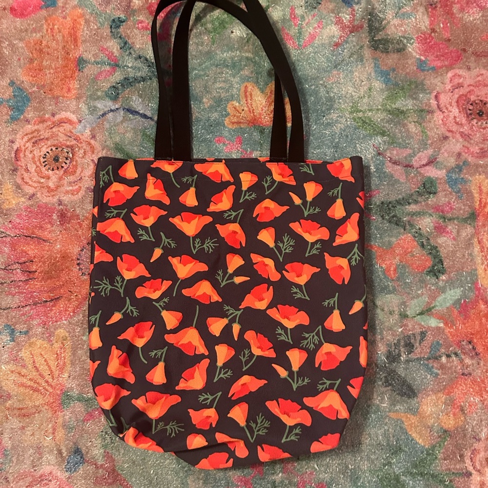 LIKE NEW LADY ALAMO poppy tote bag - gorgeous!